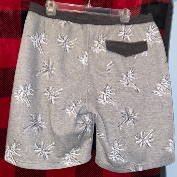 RipCurl drawstring short - Picture 2 of 3